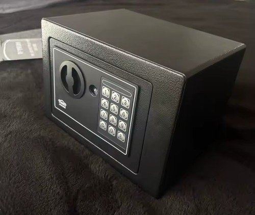 Small fireproof security - fireproof, safe