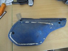 KAWASAKI KMX 125 SIDE PANEL