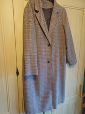 Primark size 16 houndstooth