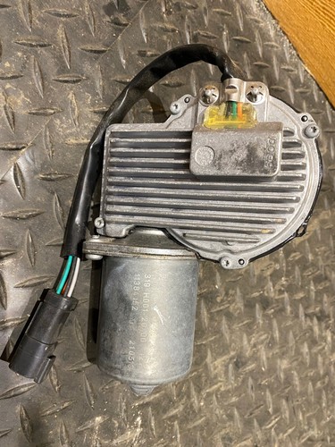 Windscreen wiper motor - wiper,