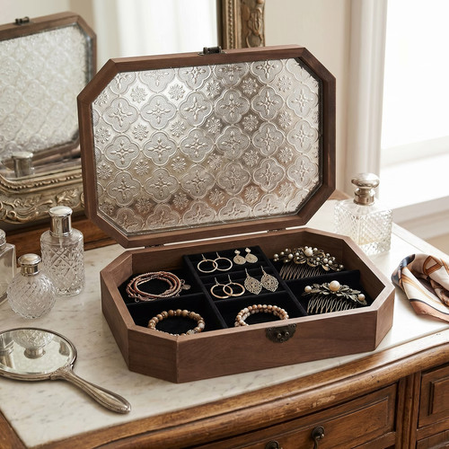 Vintage wooden jewellery - jewellery, box