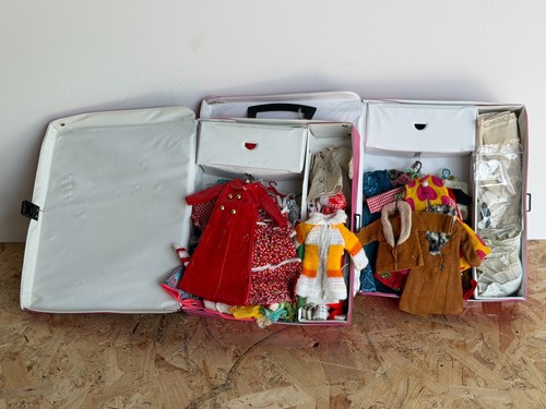 Vintage barbie clothes - clothes,