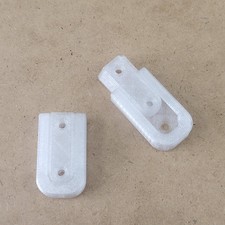 4x Wall Mount Brackets –