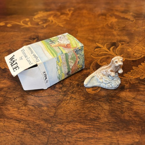 Wade whimsies figurine - wade,