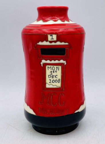 Rare moorcroft collectors - rare,