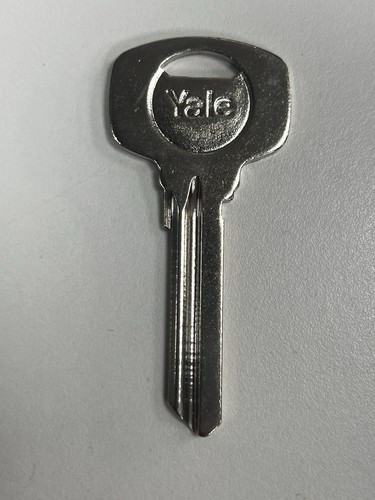 Yale y32a patented - yale, key