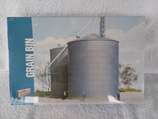 Walthers Big Grain Storage Bin