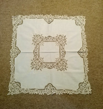 Vintage Lace Cream/Ecru Square