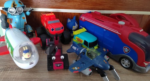 Random toys - random,