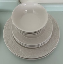 Belleek Serenity 12 Piece Dinner Set Service with Original box