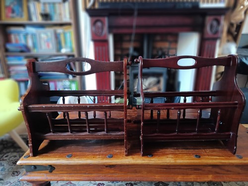 Vintage wooden magazine rack - wooden,