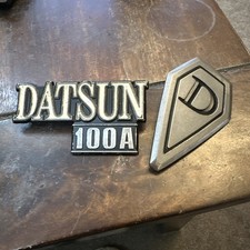 DATSUN CHERRY 100A BADGES