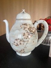 Vintage japanese porcelain teapot
