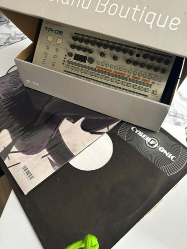 Roland boutique drum - tr-09,