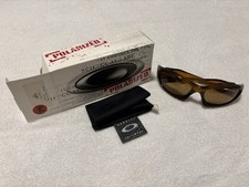 Oakley Monster Dog Dark Amber