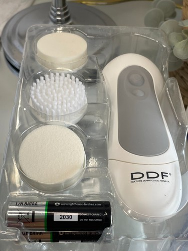 Skincare ddf revolve - |,