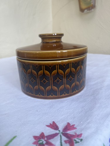 Hornsea heirloom brown round - heirloom,