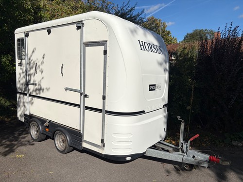 Equi trek horse trailer - horse, 2006