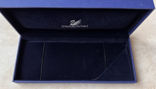 Genuine swarovski empty box - empty,