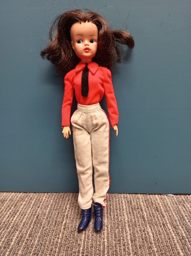 Sindy doll vintage pedigree - sindy,