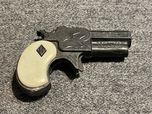 Vintage derringer cap gun toy - derringer,