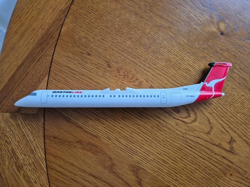 Qantas link q400 body - link, only