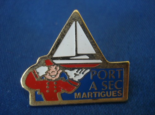 Pins dry port martigues - port,