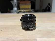 Leica Summicron-M 35mm F/2 ASPH Lens - Black