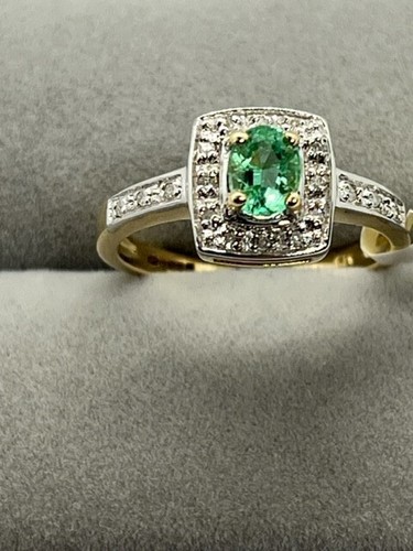 9ct yellow gold - 9ct, and