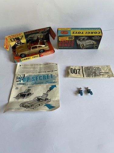 Corgi toys 261 james - toys,