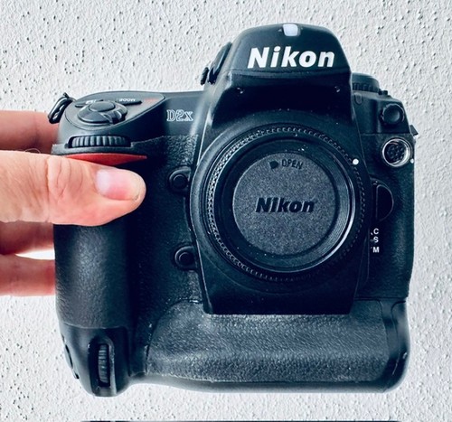 Nikon professional slr - professional,