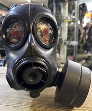 New Avon FM12 Respirator Gas