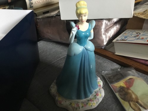 Boxed royal doulton cinderella - boxed,