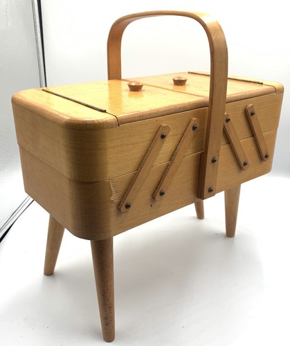 Wooden cantilever sewing - cantilever,