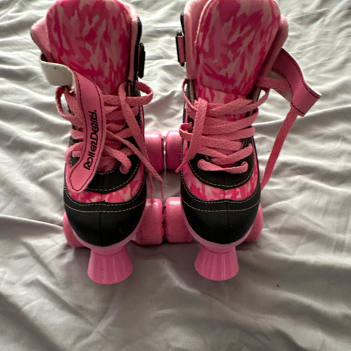 Roller derby girls - girls, 1