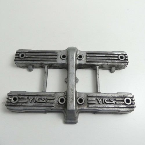Yamaha 900 valve cover - 900,