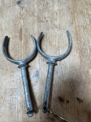 Vintage cast galvanised - galvanised-, row