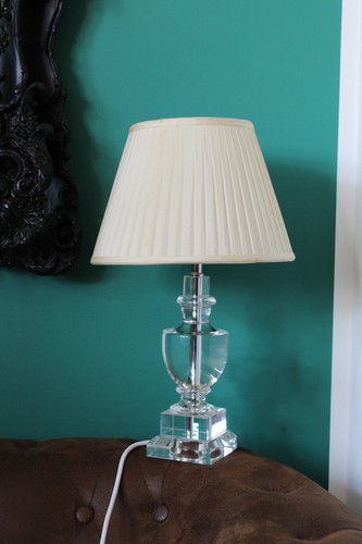 Lovely vintage style - lovely,