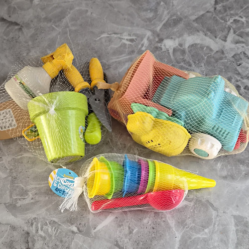 Sunnylife sand toys set with - sand,