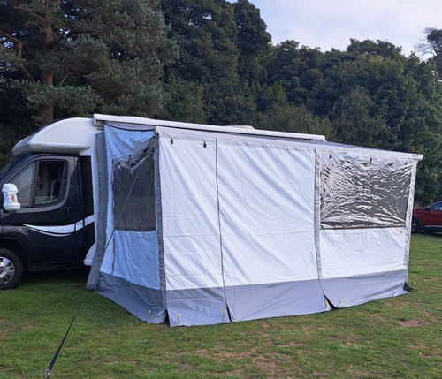 Fiamma f45 zip awning - on,