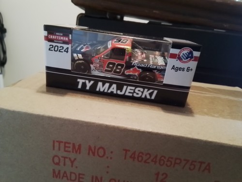 Nascar diecast craftsman truck - nascar,