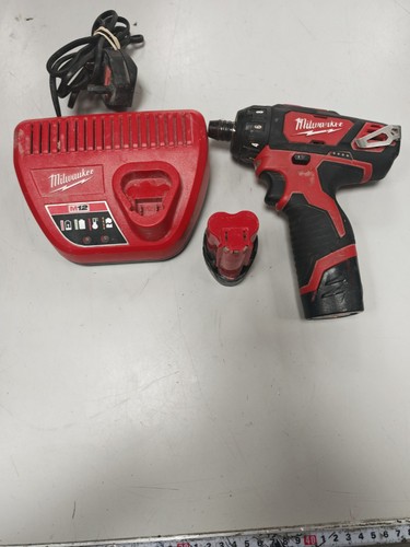 Milwaukee m12 impact driver - m12,