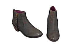 Moshulu Grey matt leather zip