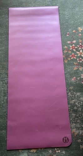 Lululemon purple pilates 3mm - ,