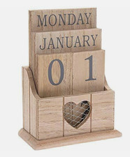 Wooden Desk Calendar Blocks Easy to Read Free Standing Home Heart Design Boxed