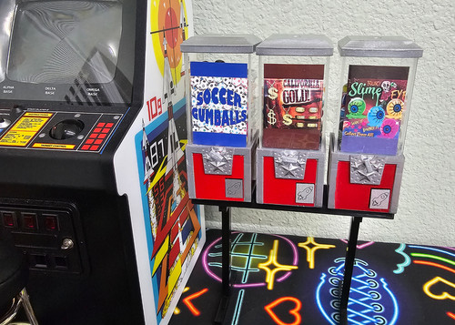 Scale gumball prize - scale, &