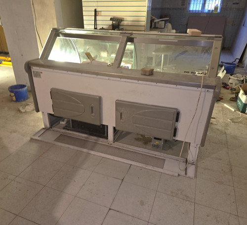 Curved glass floor model - curved,