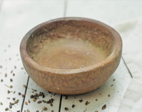 Antique sand stone round - round, curry