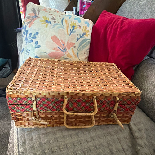 Vintage wicker picnic - wicker, basket