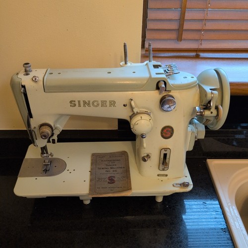 Singer sewing machine - singer,